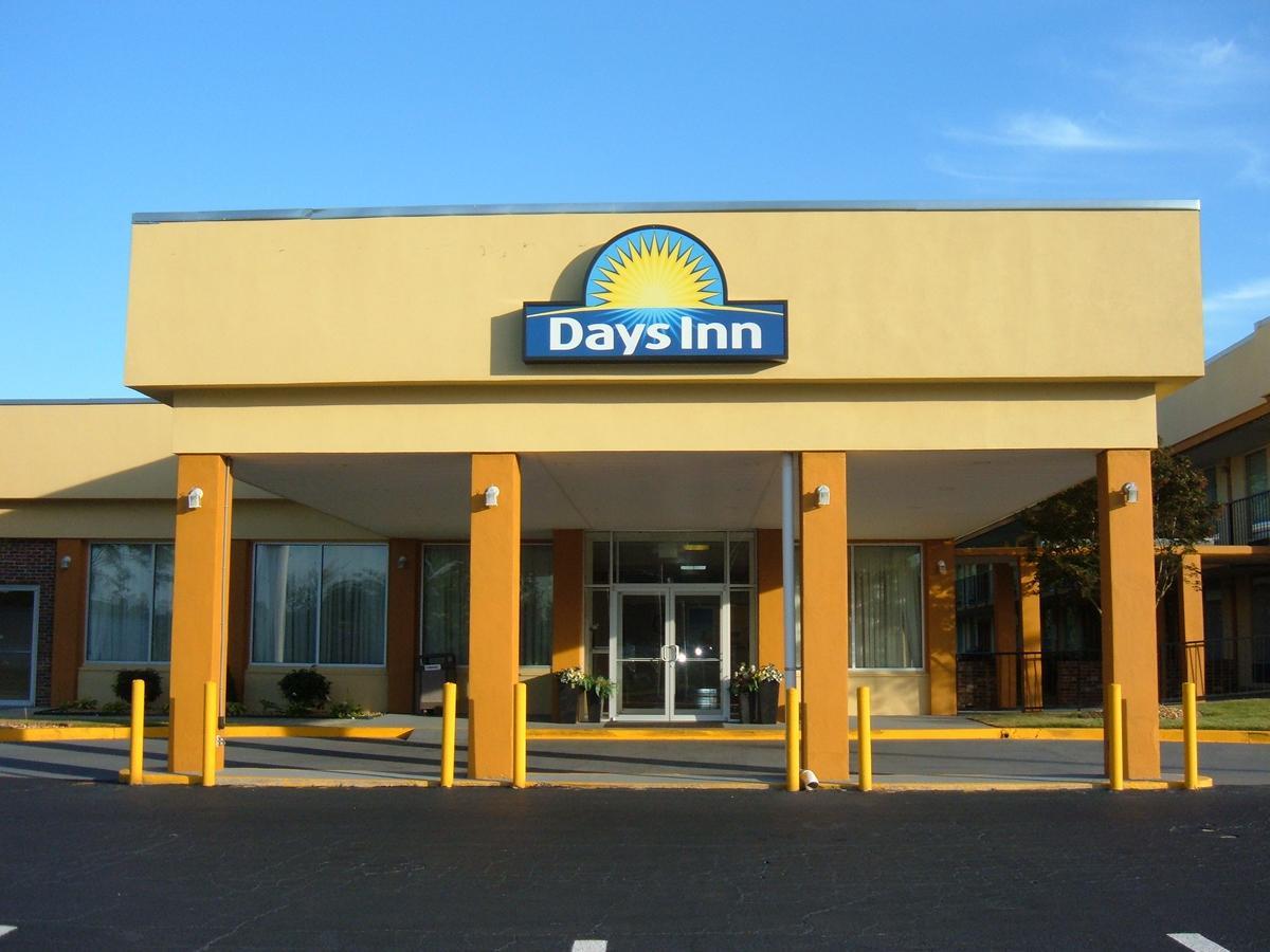 Days By Wyndham Hotel